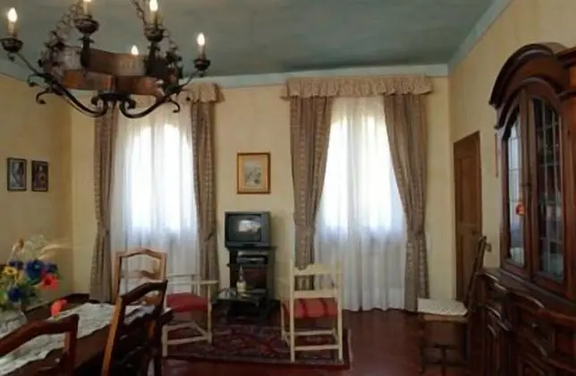 Villa, Birden Çok Yatak Odası, Üzüm Asması Manzaralı