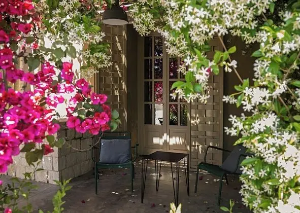 Deluxe Tek Büyük veya İki Ayrı Yataklı Oda, Bahçe Manzaralı