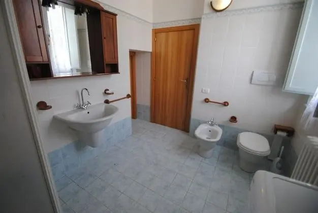 Apart Daire, 5 Yatak Odası