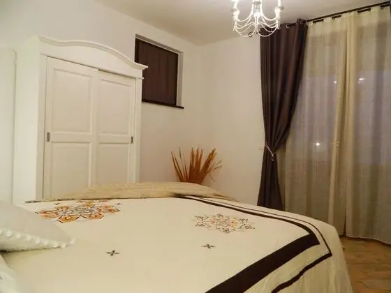 Ev, 2 Yatak Odası, Veranda