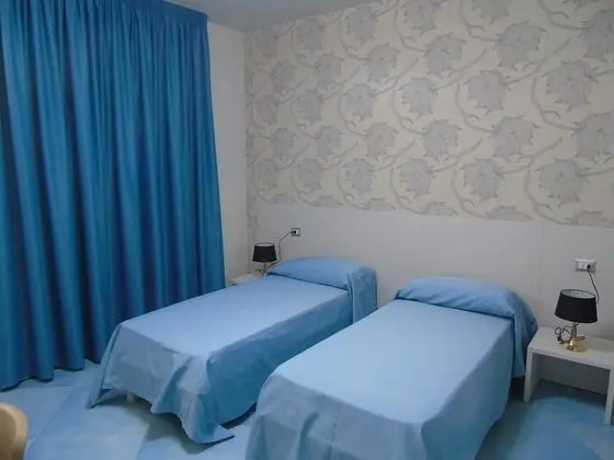 Comfort Tek Büyük Yataklı Oda, 2 Tek Kişilik Yatak