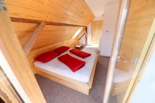 Comfort Tek Büyük Yataklı Oda, Balkon, Tepe Manzaralı