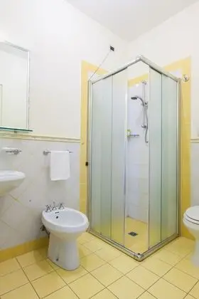 Standard Tek Büyük Yataklı Oda, Bahçe Manzaralı