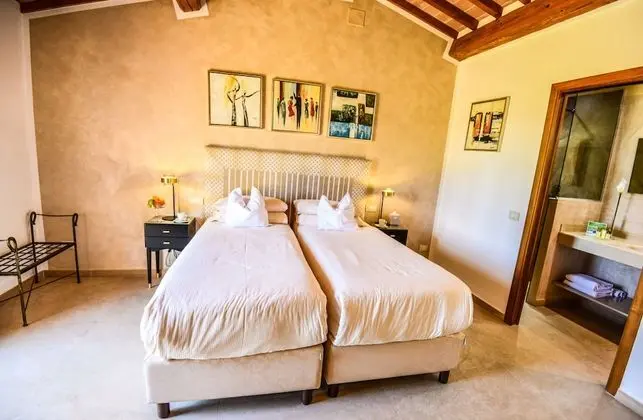 Tek Büyük veya İki Ayrı Yataklı Oda