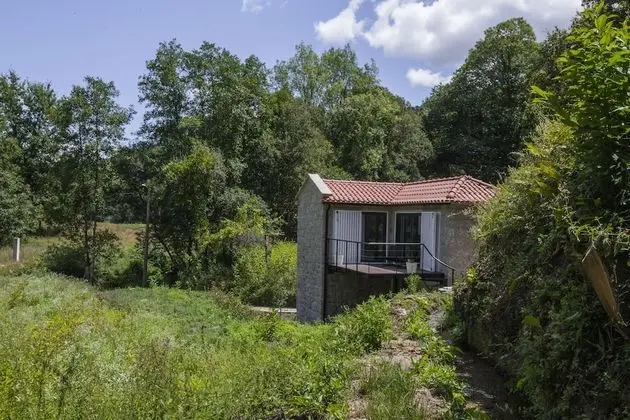 Kır Evi, 1 Büyük (Queen) Boy Yatak ve Çekyat