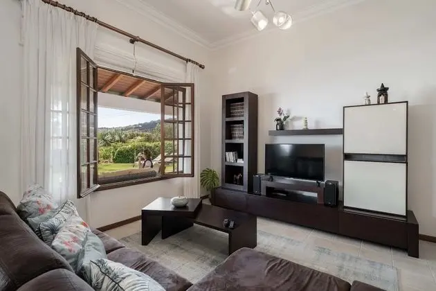 Ev (3 Bedrooms)