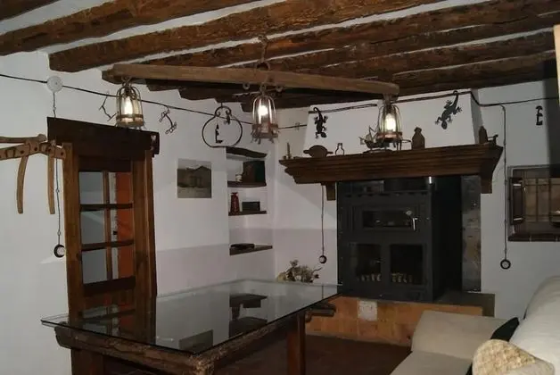 Ev, 6 Yatak Odası, 2 Banyolu