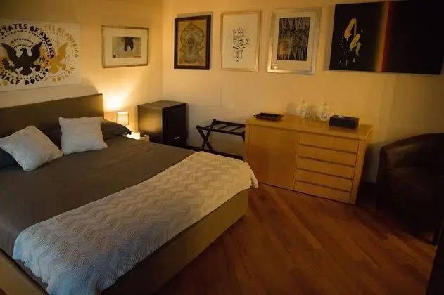 Dört Kişilik Oda, 2 Büyük (Queen) Boy Yatak, Bağlantılı Odalar (202-203)