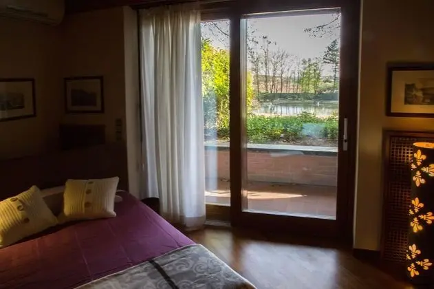 Dört Kişilik Oda, 2 Büyük (Queen) Boy Yatak, Bağlantılı Odalar (202-203)