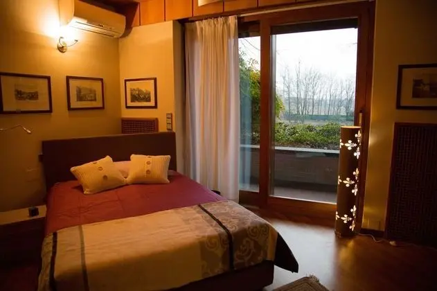 Dört Kişilik Oda, 2 Büyük (Queen) Boy Yatak, Bağlantılı Odalar (202-203)