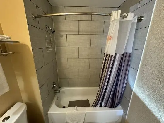 Basic Oda, 1 Çift Kişilik Yatak, Küçük Mutfak