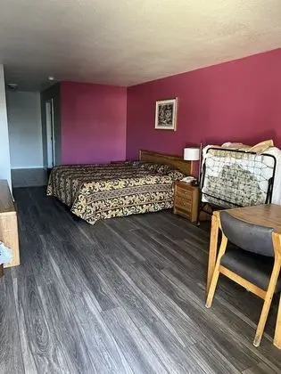 Family Tek Kişilik Oda
