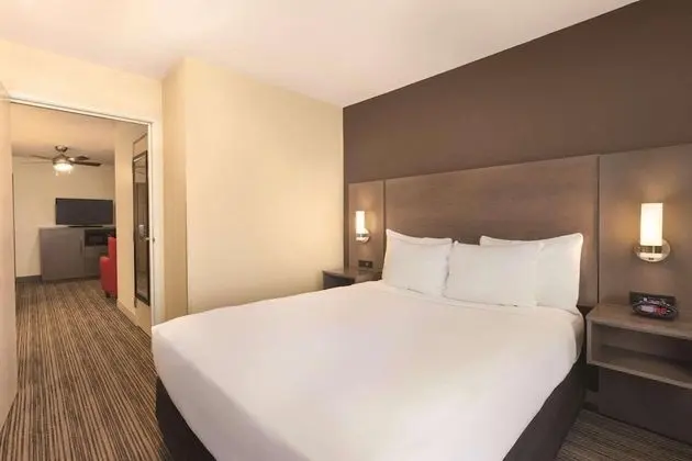 Süit, 1 Yatak Odası, Sigara İçilmez