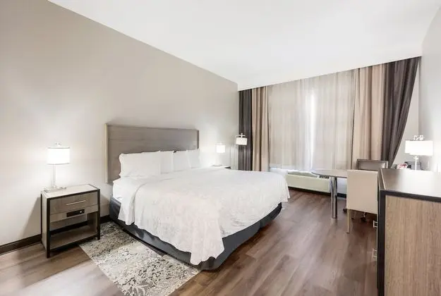 Premium Oda, 1 En Büyük (King) Boy Yatak (Upgraded Bedding & Snack, Smoke Free)