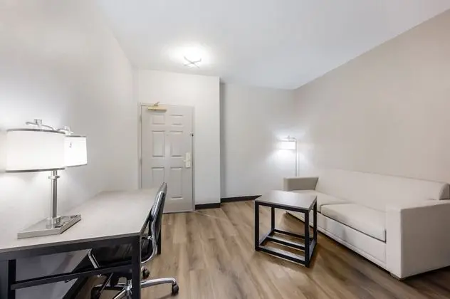 Süit, 1 En Büyük (King) Boy Yatak (2 Rooms, Smoke Free)
