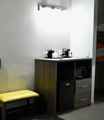 Süit, 1 En Büyük (King) Boy Yatak ve Çekyat, Engellilere Uygun, Sigara İçilmez
