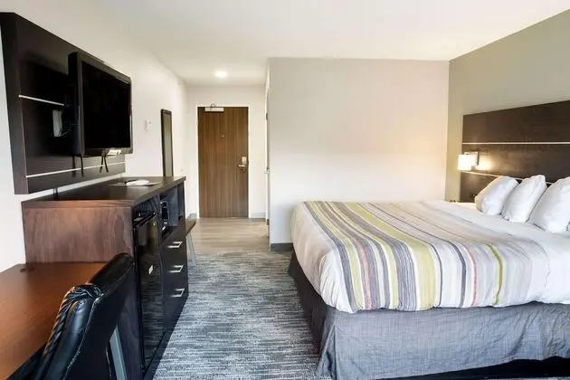 Oda, 1 En Büyük (King) Boy Yatak, Engellilere Uygun, Sigara İçilmez