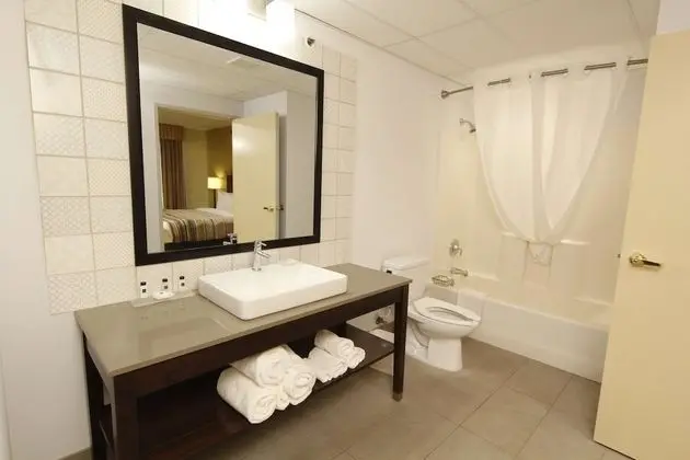 Oda, 2 Büyük (Queen) Boy Yatak, Sigara İçilmez