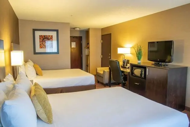 Oda, 2 Büyük (Queen) Boy Yatak, Sigara İçilmez