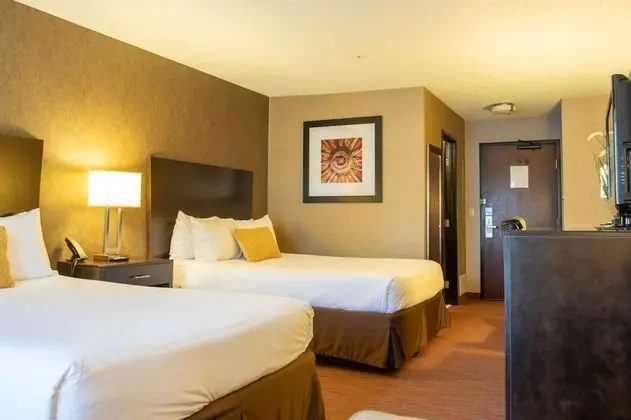 Oda, 2 Büyük (Queen) Boy Yatak, Sigara İçilmez