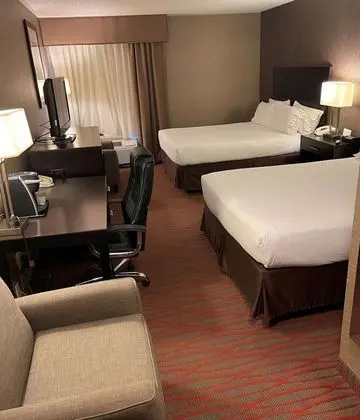 Oda, 2 Büyük (Queen) Boy Yatak, Sigara İçilmez