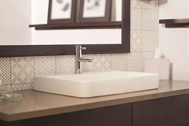 Oda, 1 En Büyük (King) Boy Yatak, Engellilere Uygun, Sigara İçilmez