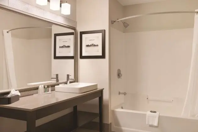 Oda, 2 Büyük (Queen) Boy Yatak, Sigara İçilmez (Pet Friendly)