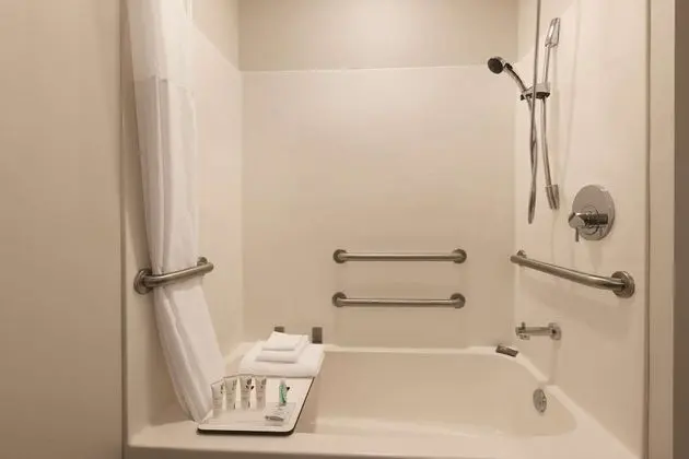 Oda, 2 Büyük (Queen) Boy Yatak, Sigara İçilmez (Pet Friendly)