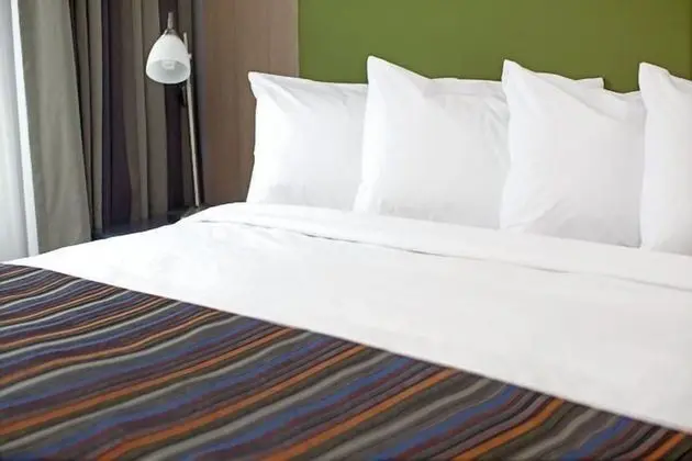 Oda, 2 Büyük (Queen) Boy Yatak, Sigara İçilmez