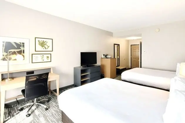 Oda, 2 Büyük (Queen) Boy Yatak, Sigara İçilmez