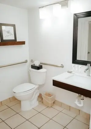 Premium Oda, 2 Büyük (Queen) Boy Yatak, Engellilere Uygun, Sigara İçilmez