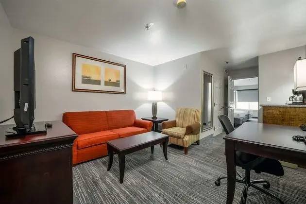 Süit, 2 Büyük (Queen) Boy Yatak, Sigara İçilmez (Extended Stay)