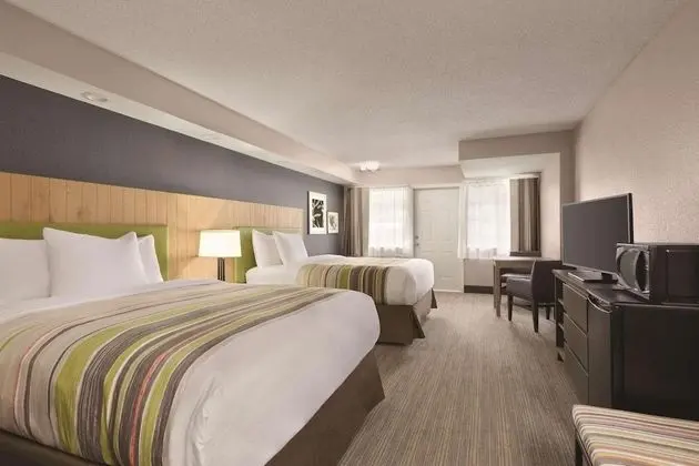 Premium Oda, 2 Büyük (Queen) Boy Yatak, Sigara İçilmez, Balkon