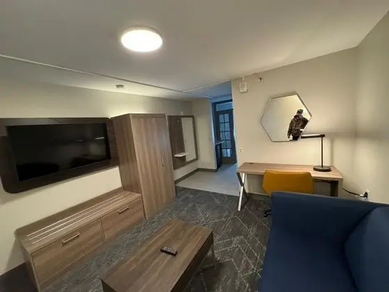 Süit, 1 En Büyük (King) Boy Yatak ve Çekyat