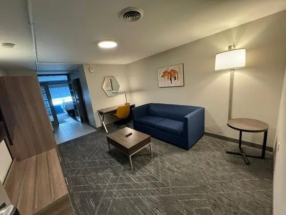 Süit, 1 En Büyük (King) Boy Yatak ve Çekyat