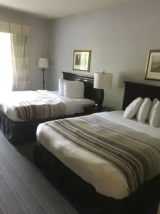 Oda, 2 Büyük (Queen) Boy Yatak, Sigara İçilmez