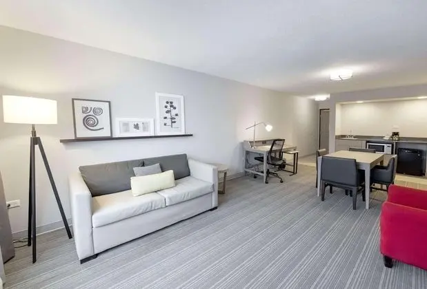 Süit, 1 En Büyük (King) Boy Yatak ve Çekyat, Sigara İçilmez (Extended Stay)