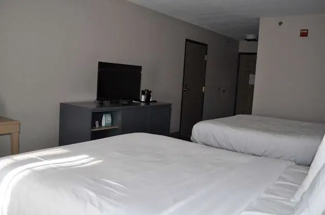 Oda, 2 Büyük (Queen) Boy Yatak, Sigara İçilmez