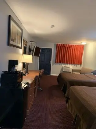 Standard Oda, 2 Büyük (Queen) Boy Yatak, Engellilere Uygun