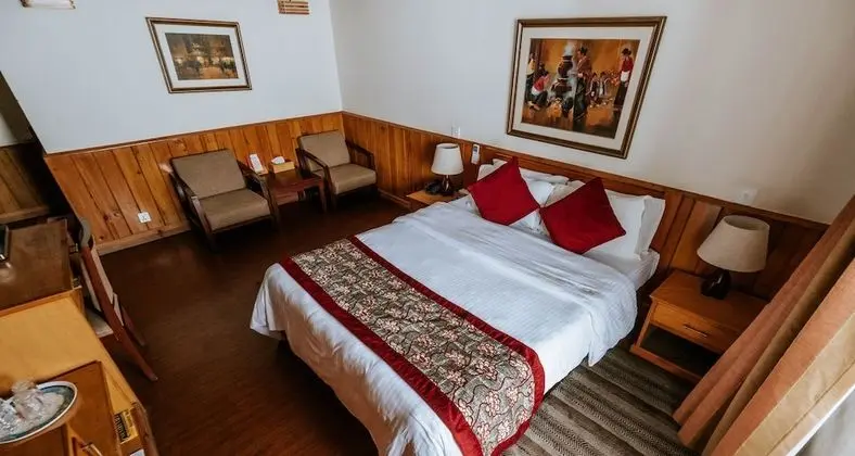 Deluxe Tek Büyük veya İki Ayrı Yataklı Oda