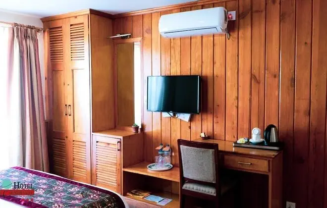 Deluxe Tek Büyük veya İki Ayrı Yataklı Oda