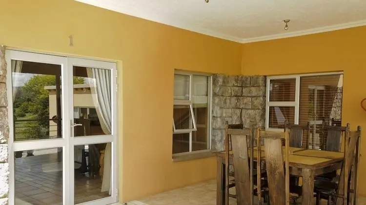 Luxury Tek Büyük Yataklı Oda, 1 En Büyük (King) Boy Yatak, Sigara İçilmez, Dağ Manzaralı