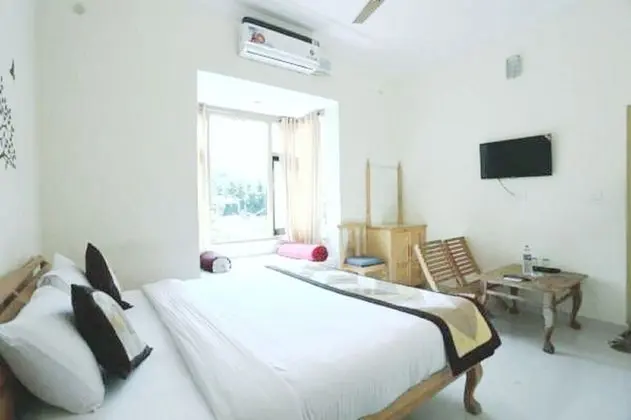Deluxe Oda (with AC)