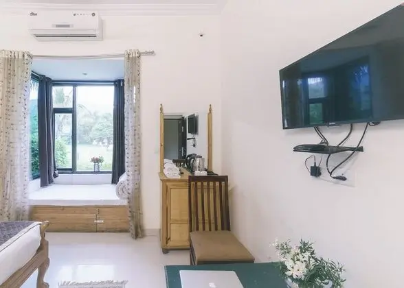 Deluxe Oda (with AC)