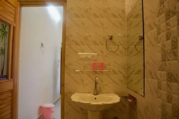 Deluxe Oda (with AC)