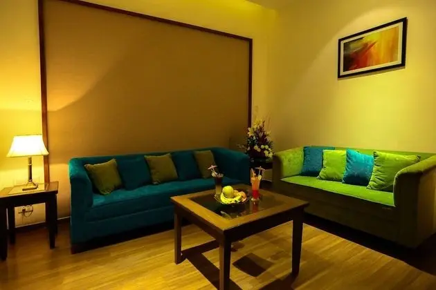 Executive Süit, 1 En Büyük (King) Boy Yatak, Sigara İçilmez (Separate Living Room;with Sofabed)
