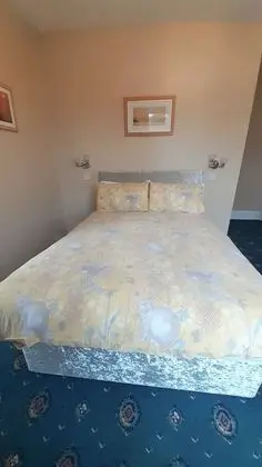 Tek Büyük Yataklı Oda, Banyolu/Duşlu