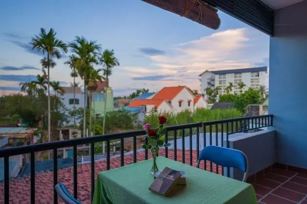 Tek Büyük Yataklı Oda, Balkon