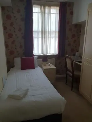 Standard Tek Kişilik Oda