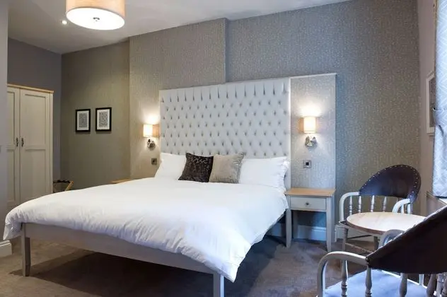 Deluxe Tek Büyük Yataklı Oda, Banyolu/Duşlu